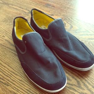 Steve Madden slip ons